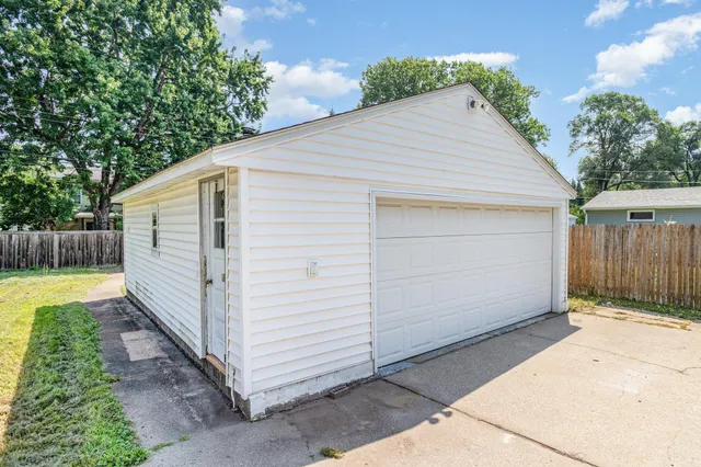 $339,900 | 8445 10th Avenue South, Bloomington, MN 55420