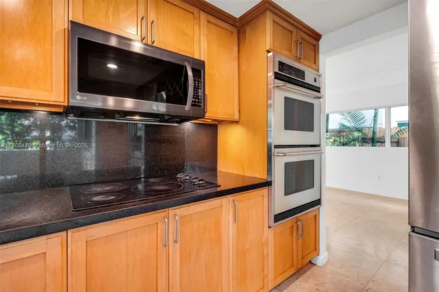 $8,000 | 4000 Alhambra Circle, Coral Gables, FL 33146