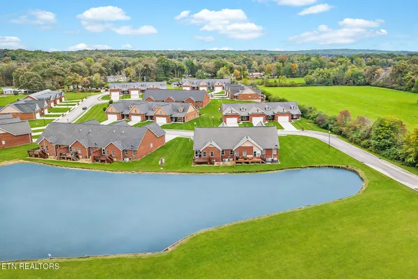 $339,900 | 160 Genesis Avenue, Crossville, TN 38571