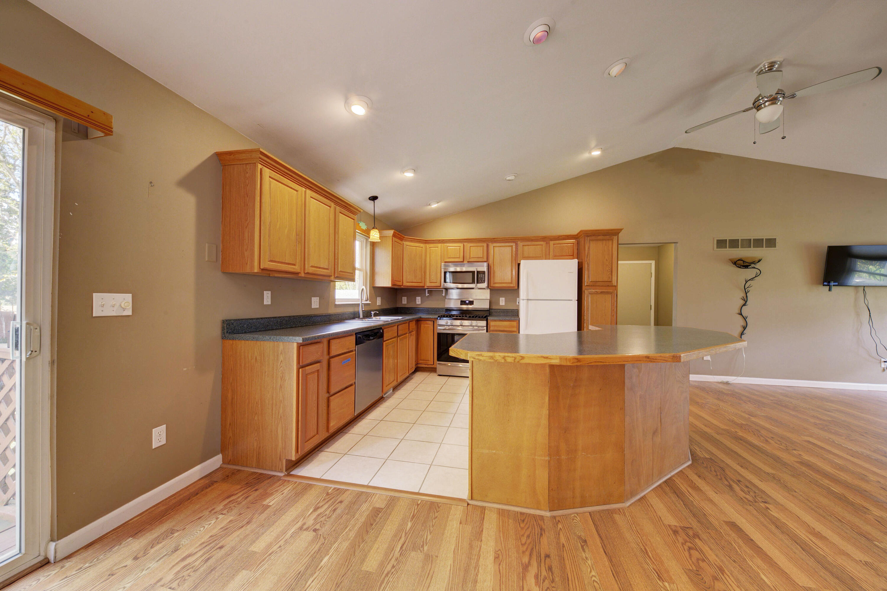 4139 Cooper Road Stockbridge, MI 49285 - Photo 15 of 54 IMG_6021_2_3