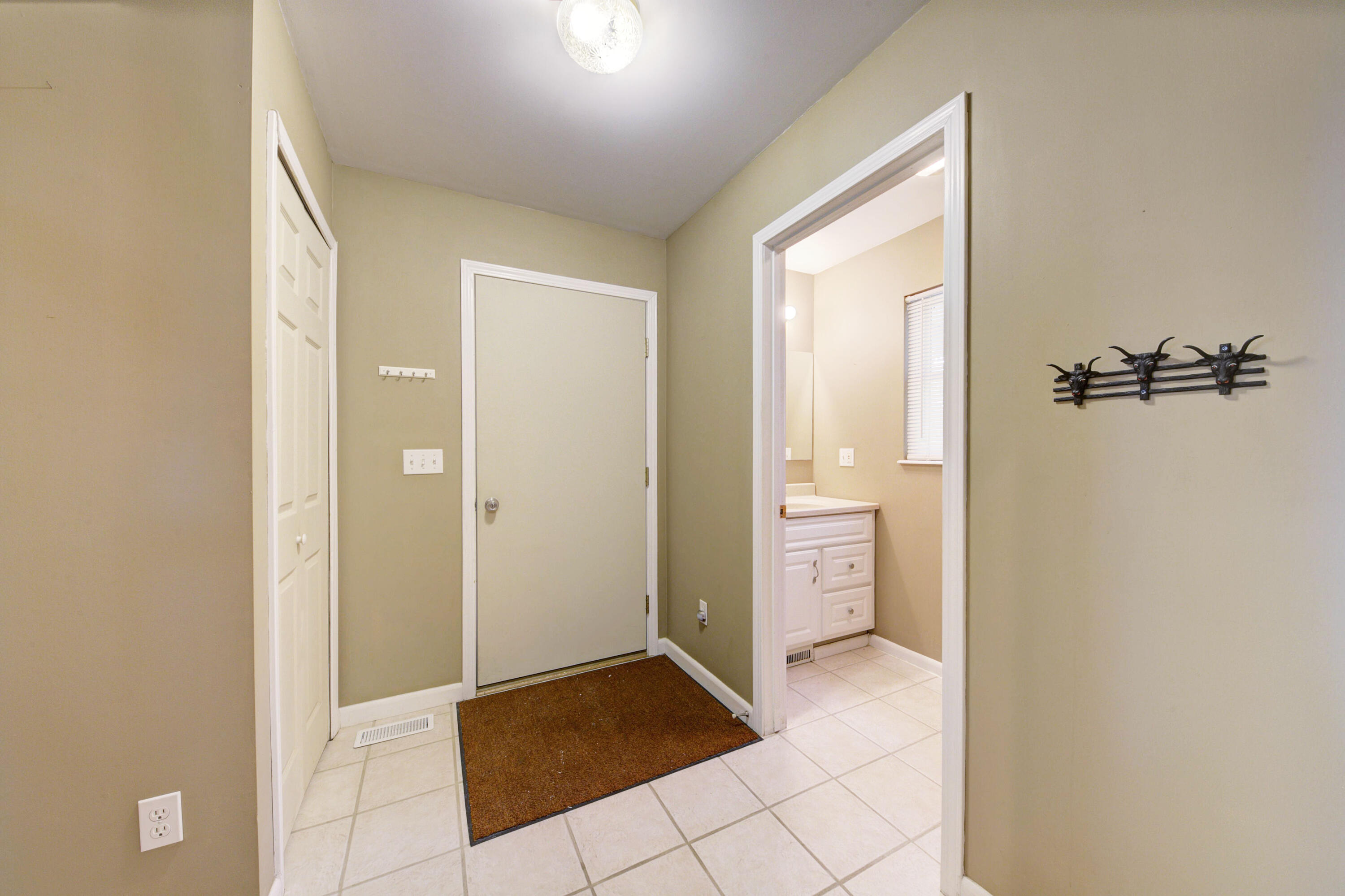 4139 Cooper Road Stockbridge, MI 49285 - Photo 22 of 54 IMG_6042_3_4