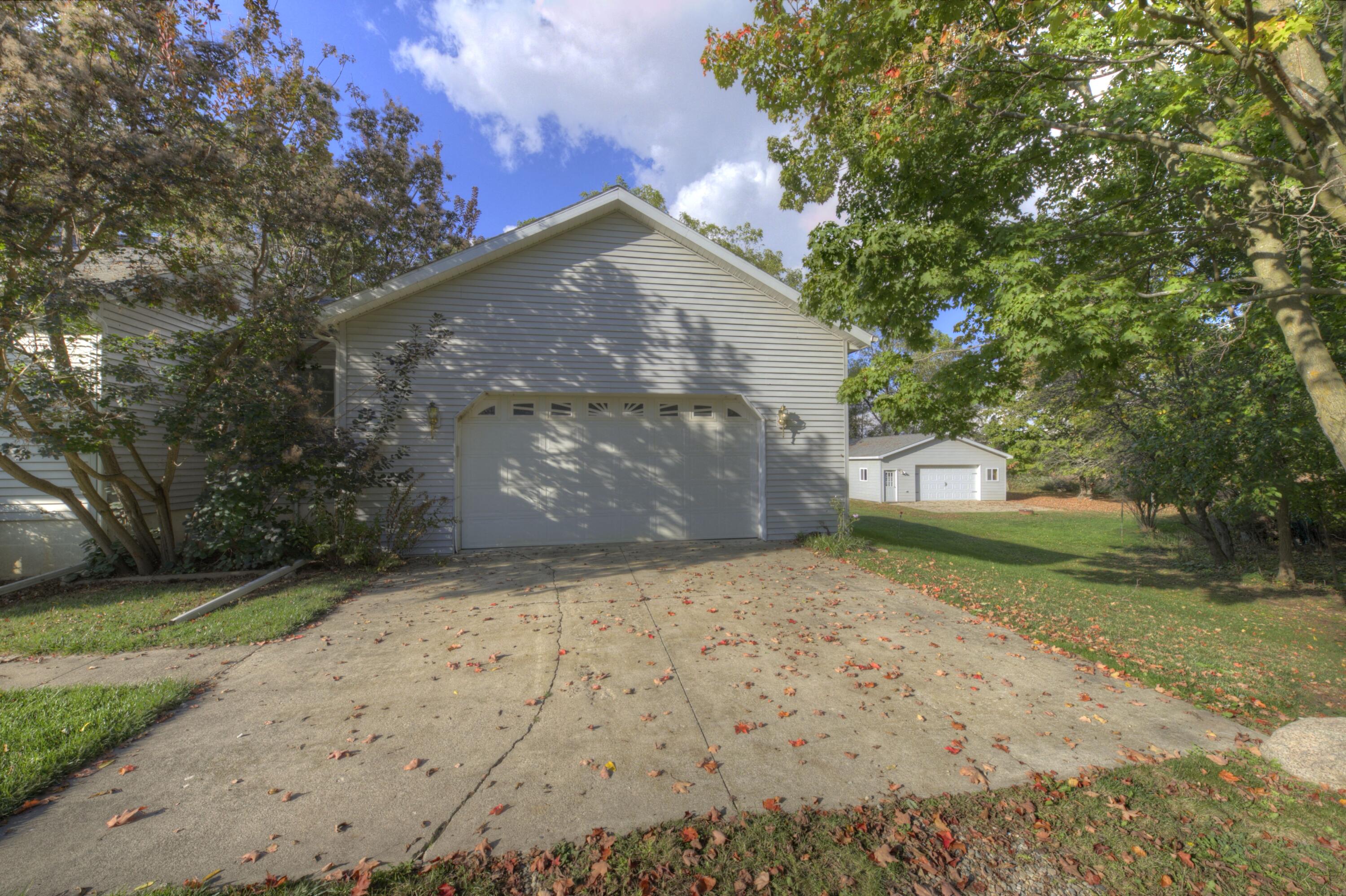 4139 Cooper Road Stockbridge, MI 49285 - Photo 5 of 54 IMG_6270_1_2