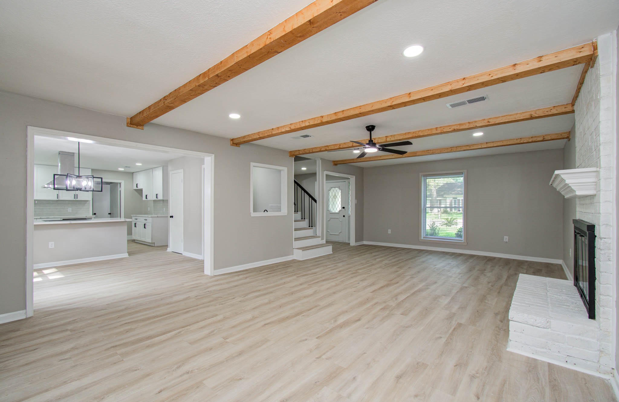 4735 Theall Road Houston, TX 77066 - Photo 9 of 36 a view of an empty room