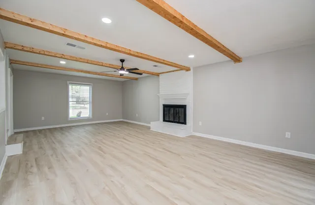 $345,000 | 4735 Theall Road, Houston, TX 77066