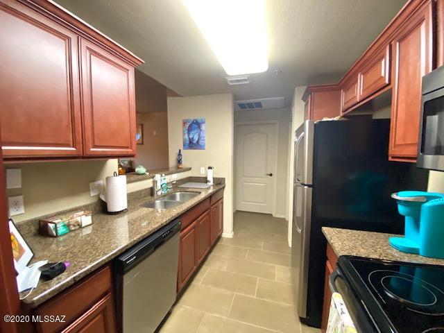 2550 East River Road, Unit 5201 Tucson, AZ 85718 - Photo 8 of 26