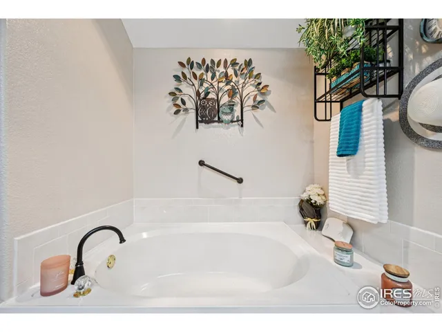 $895,500 | 4673 Pinon Drive, Elizabeth, CO 80107