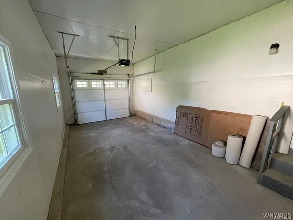 $2,500 | 425 East Lane, Lewiston, NY 14092