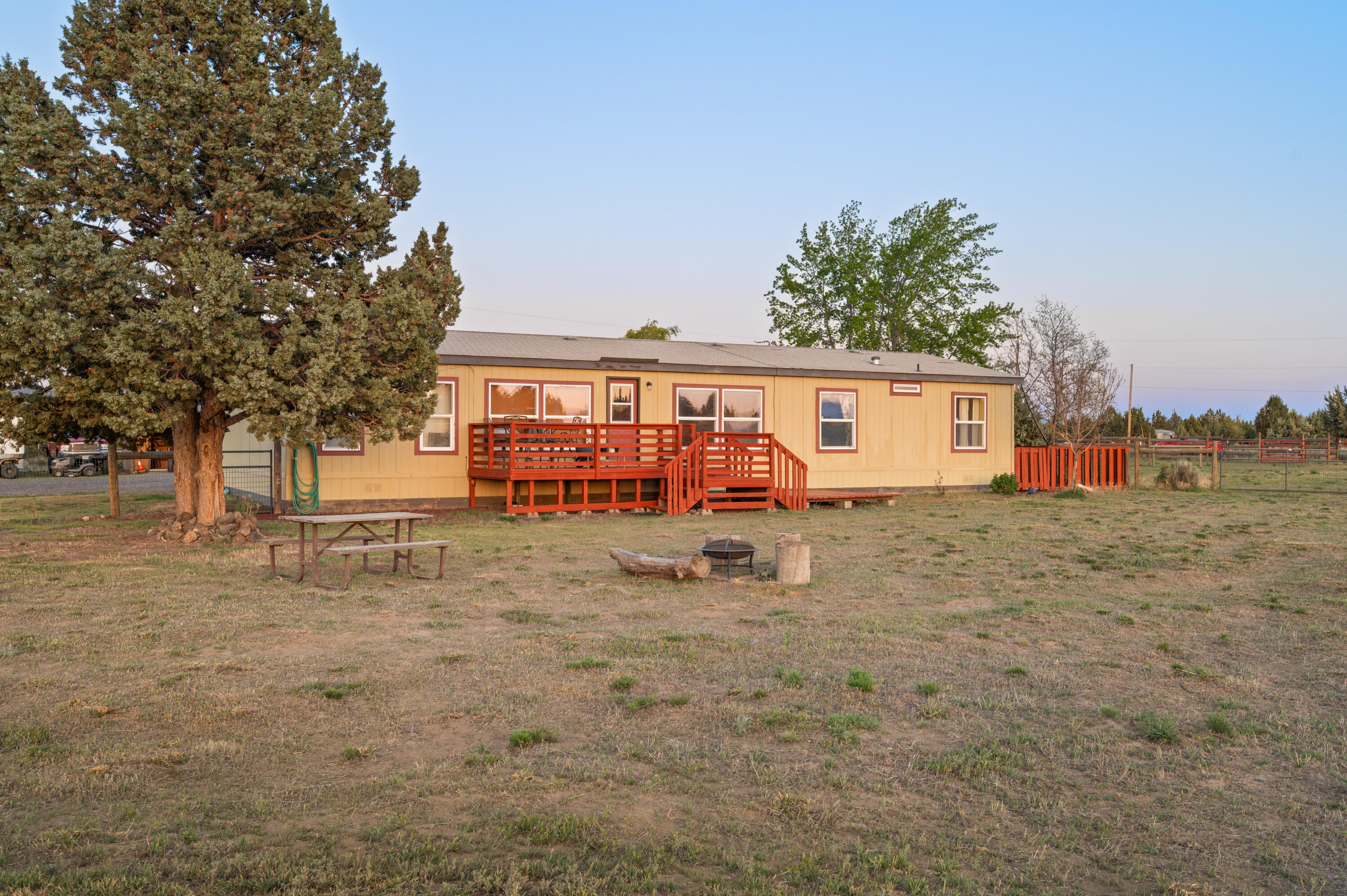 6216 Southwest Groundhog Road Terrebonne, OR 97760 - Photo 39 of 65 6216SWGroundhogRd-14