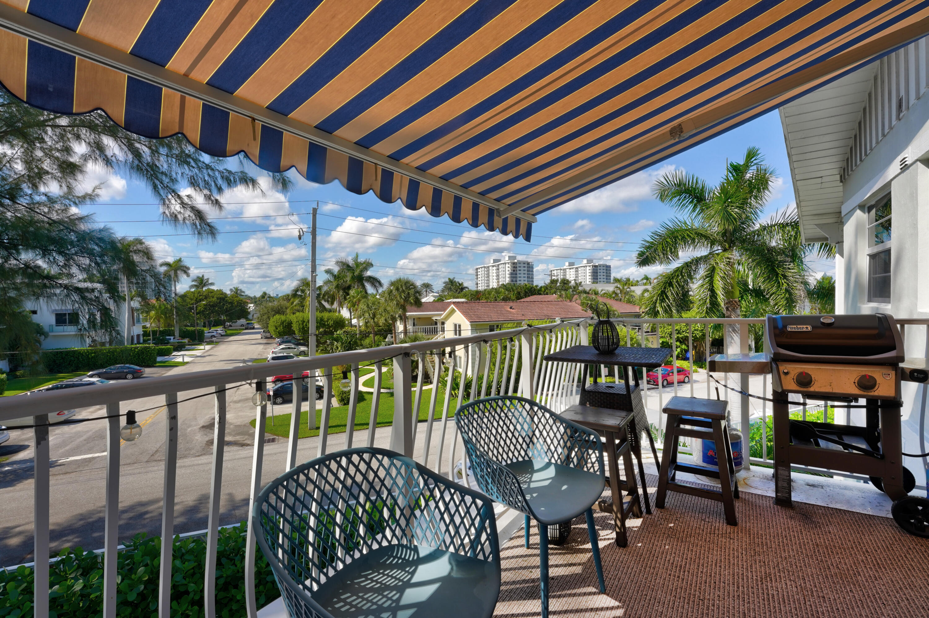 320 South Ocean Boulevard, Unit UK Delray Beach, FL 33483 - Photo 20 of 27 a view of a chairs and table in the balcony