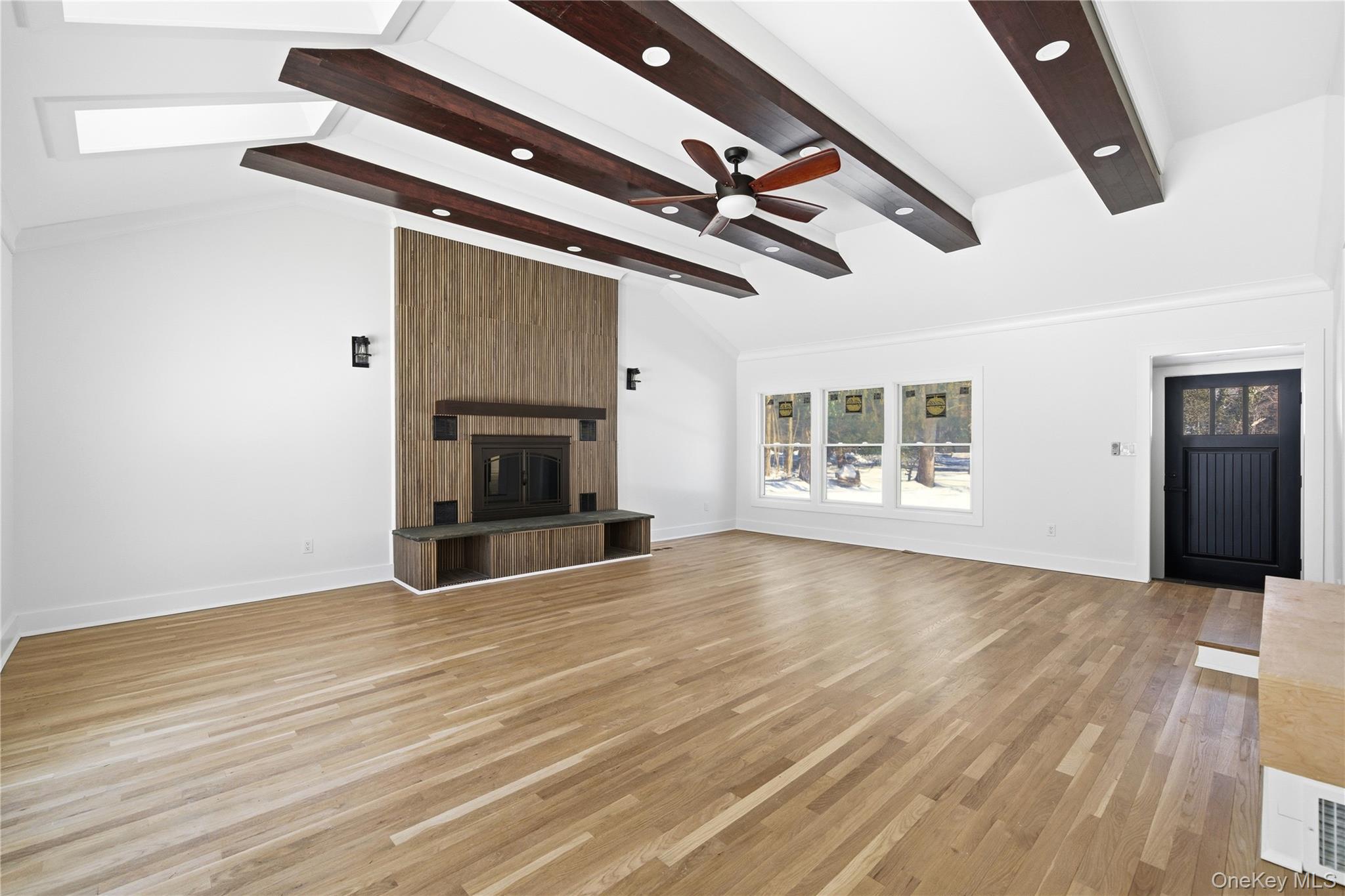 75 Centerport Road Greenlawn, NY 11740 - Photo 13 of 49