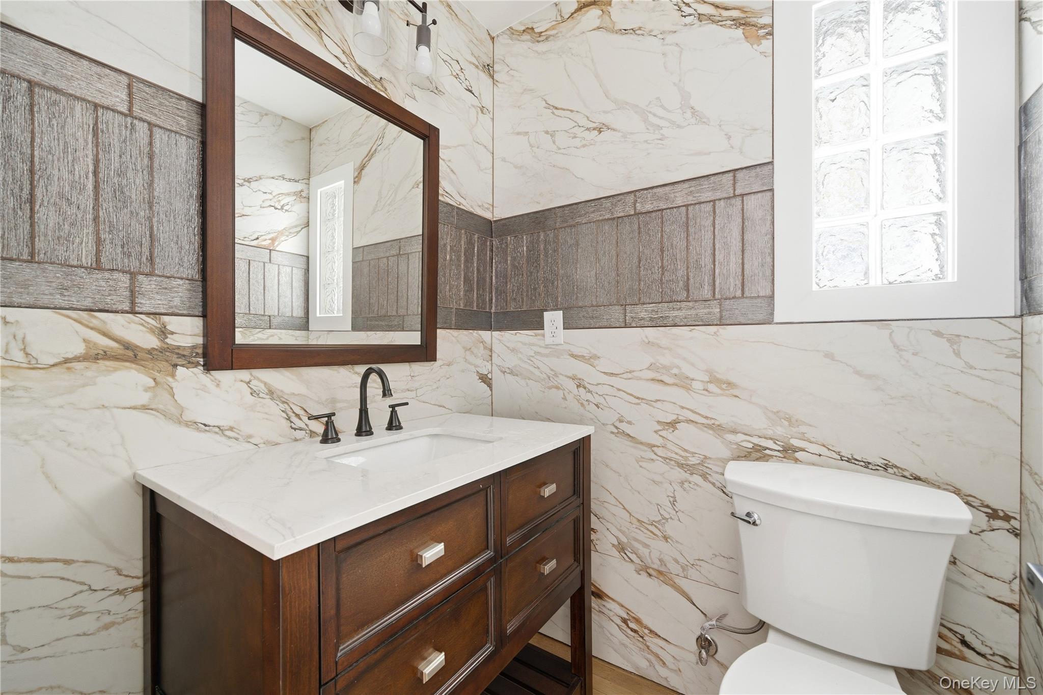 75 Centerport Road Greenlawn, NY 11740 - Photo 14 of 49