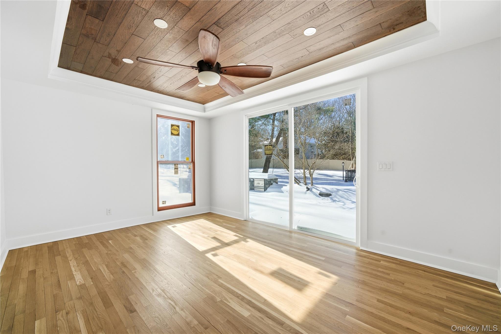 75 Centerport Road Greenlawn, NY 11740 - Photo 18 of 49