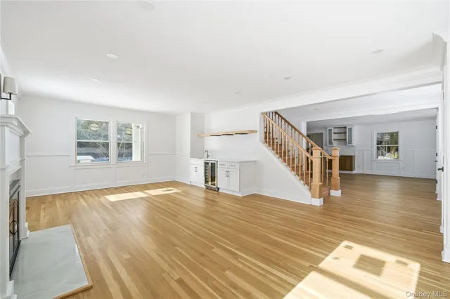 $2,696,888 | 75 Centerport Road, Greenlawn, NY 11740