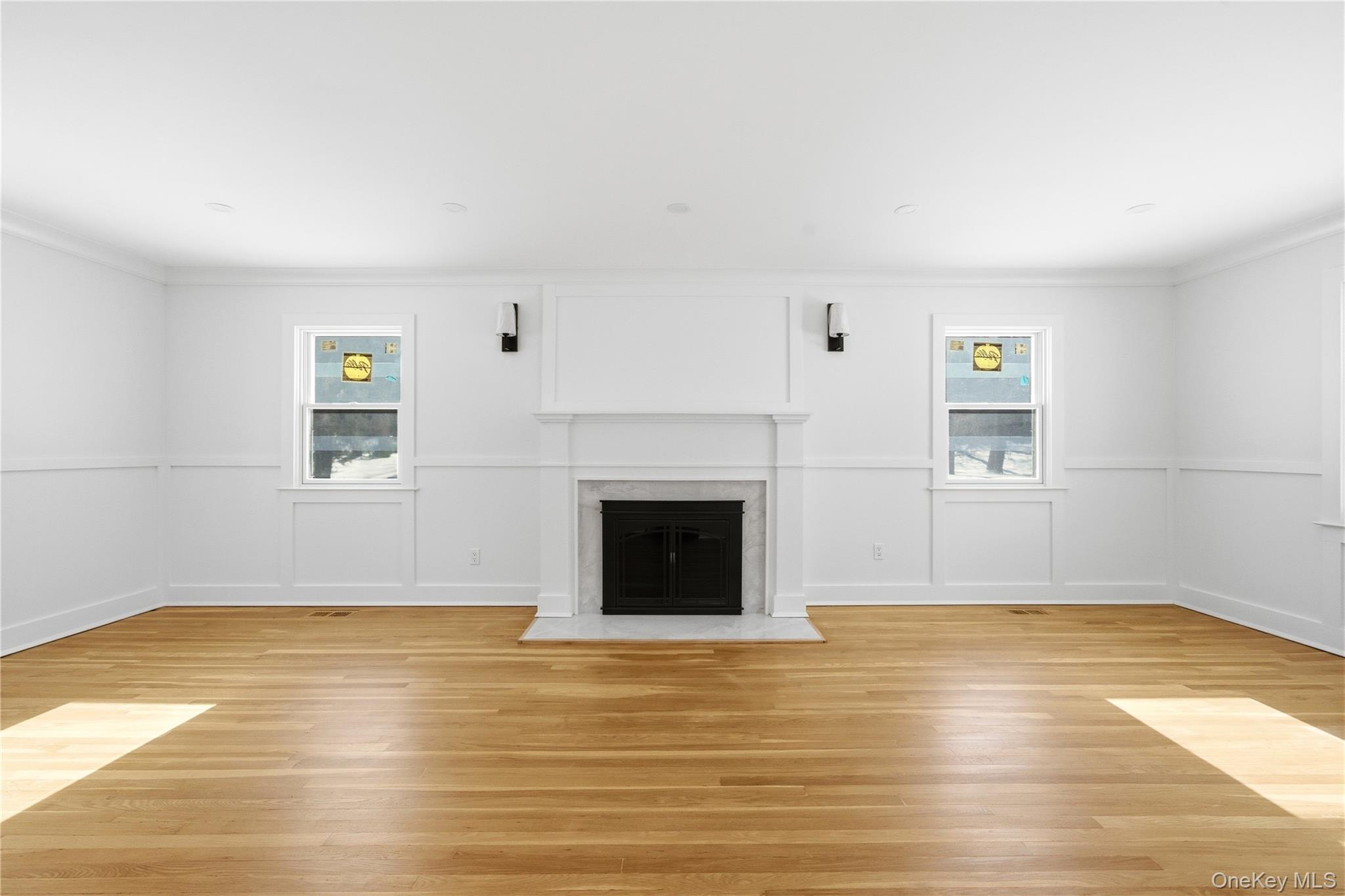 75 Centerport Road Greenlawn, NY 11740 - Photo 3 of 49