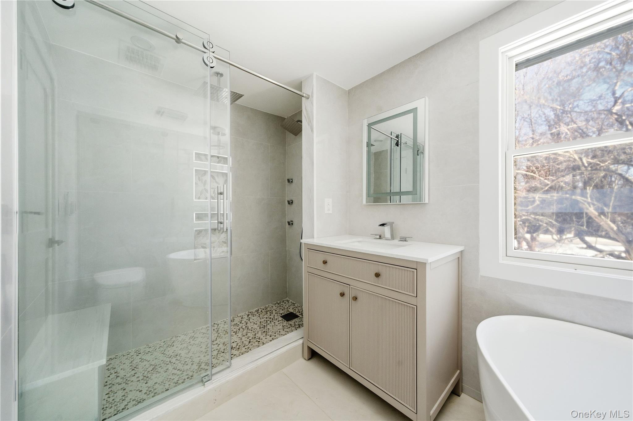 75 Centerport Road Greenlawn, NY 11740 - Photo 35 of 49