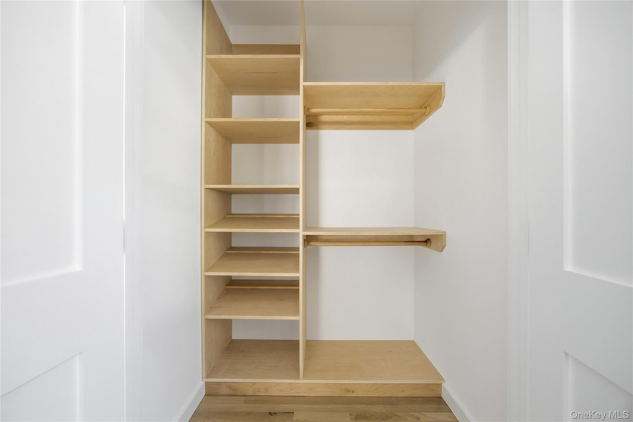 75 Centerport Road Greenlawn, NY 11740 - Photo 40 of 49