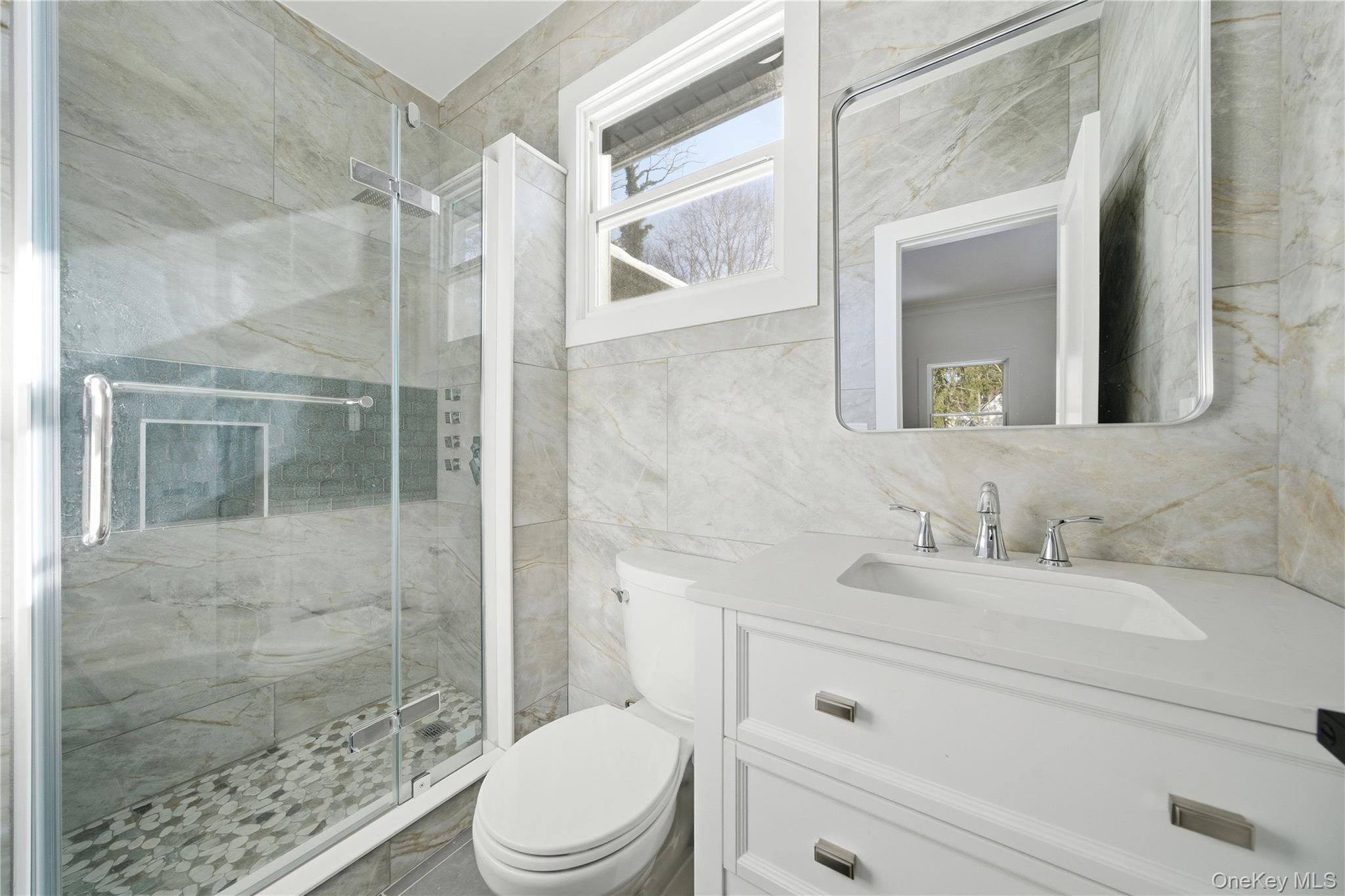 75 Centerport Road Greenlawn, NY 11740 - Photo 41 of 49