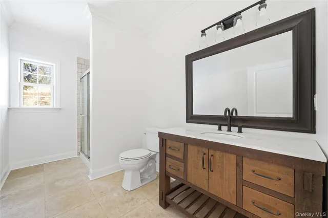 $2,696,888 | 75 Centerport Road, Greenlawn, NY 11740