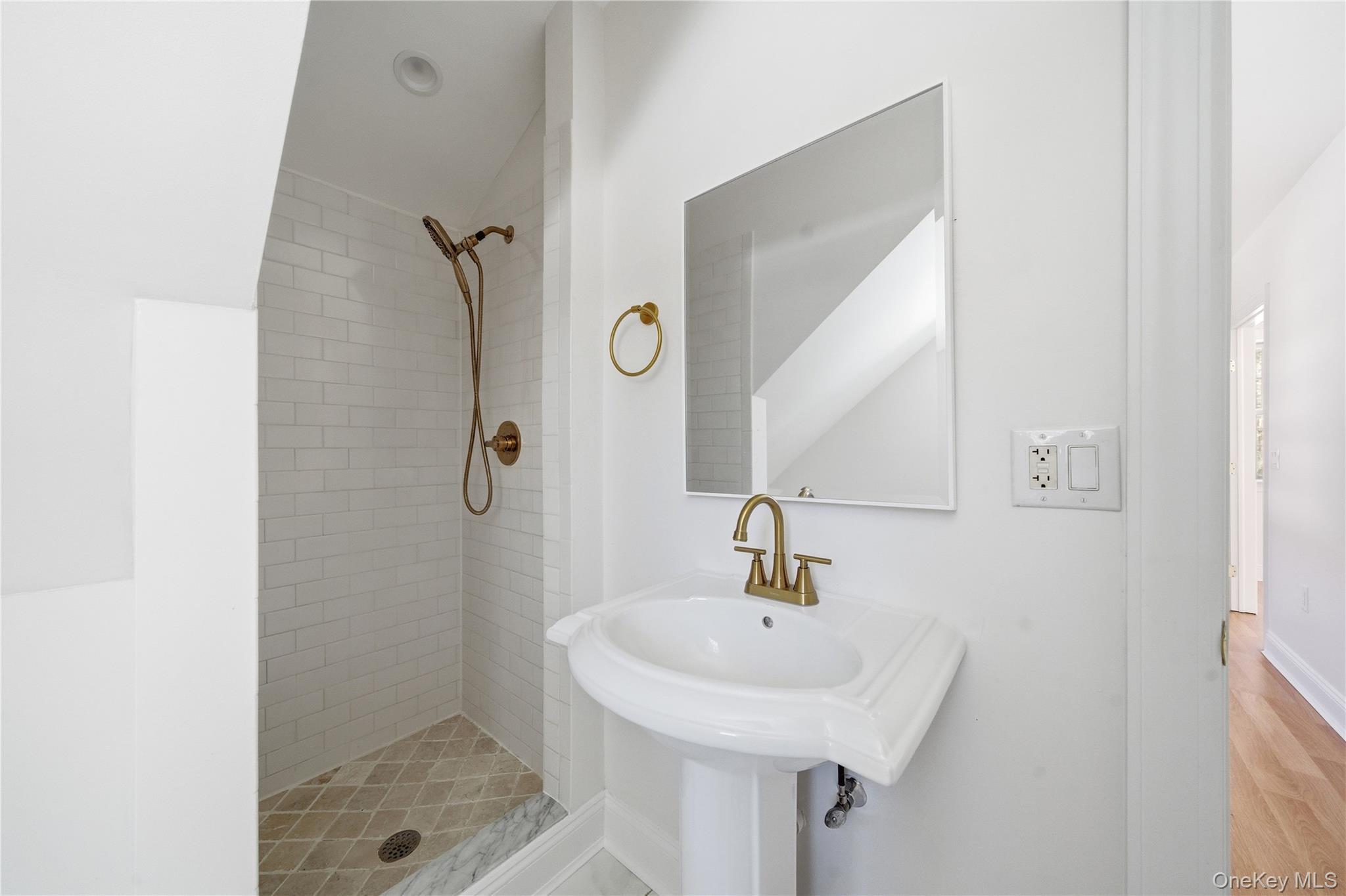 75 Centerport Road Greenlawn, NY 11740 - Photo 48 of 49