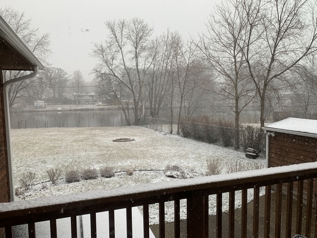 683 Clover Road Wauconda, IL 60084 - Photo 5 of 40