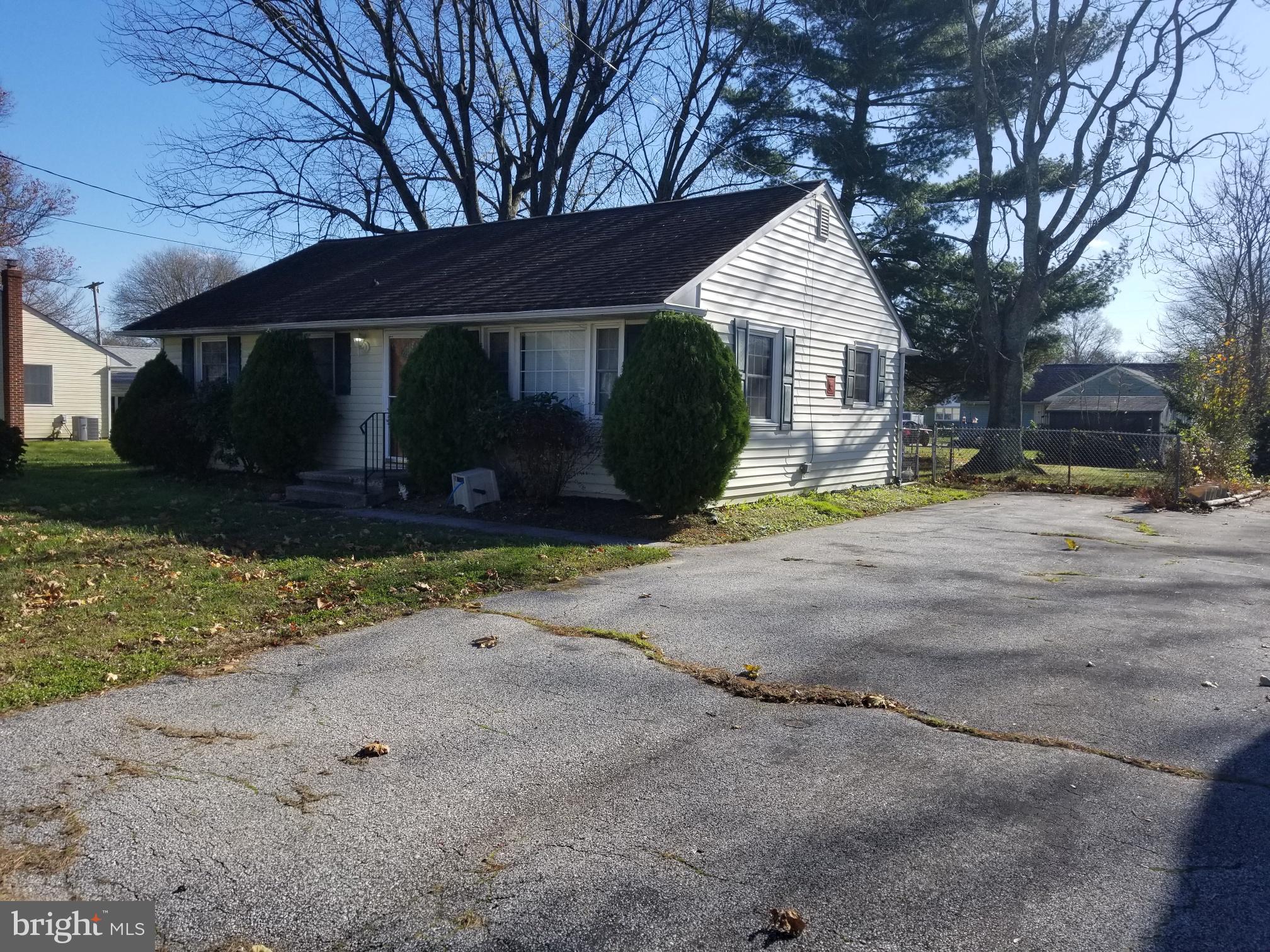 53 Mahoney Road Pennsville, NJ 08070 - Photo 3 of 22 Gallery Image 3