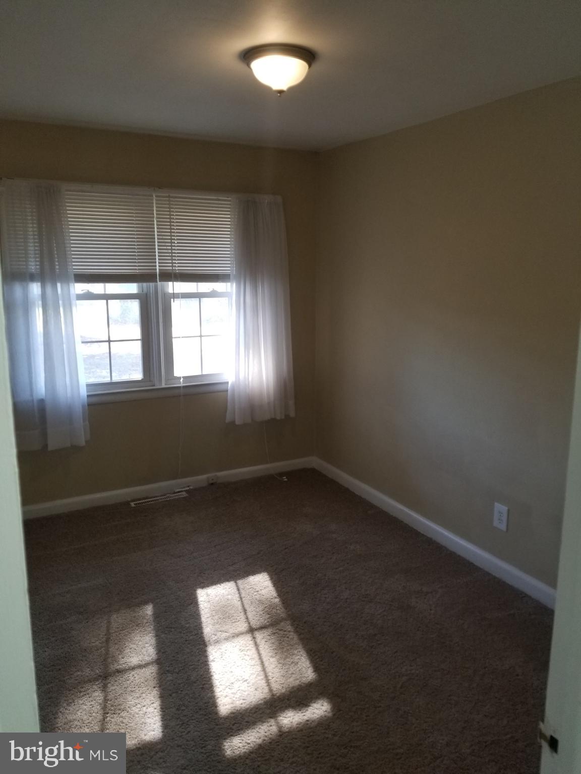 53 Mahoney Road Pennsville, NJ 08070 - Photo 8 of 22 Gallery Image 8