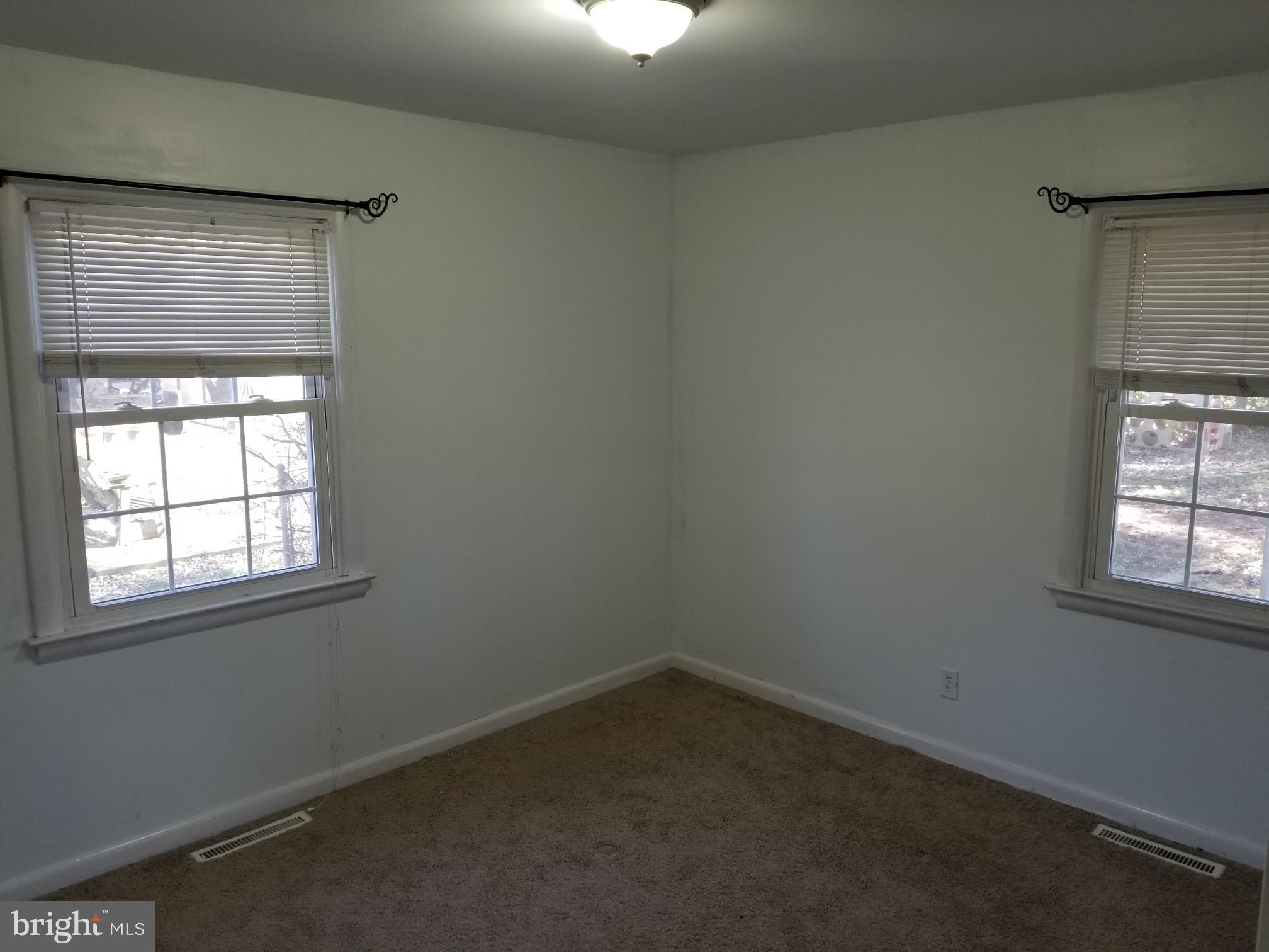 53 Mahoney Road Pennsville, NJ 08070 - Photo 9 of 22 Gallery Image 9