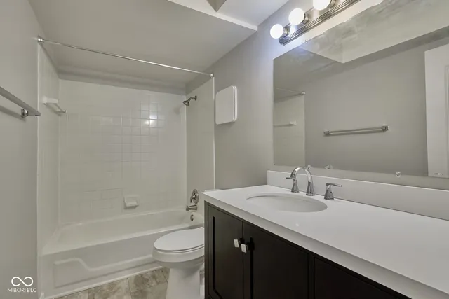 $1,550 | 8502 Canterbury Square West, Indianapolis, IN 46260