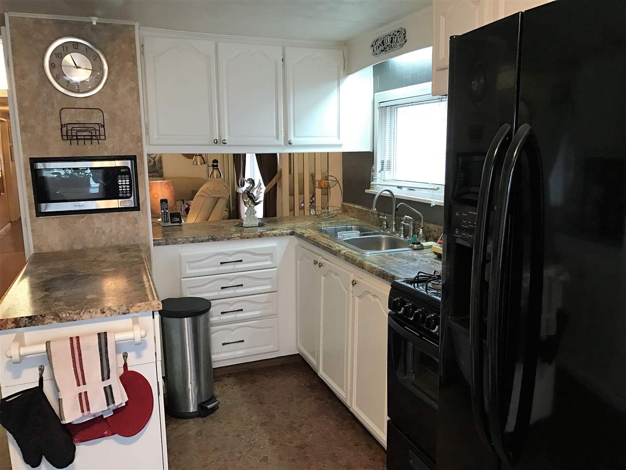 1535 East 9th Street, Unit 2 Rochester, IN 46975 - Photo 3 of 15