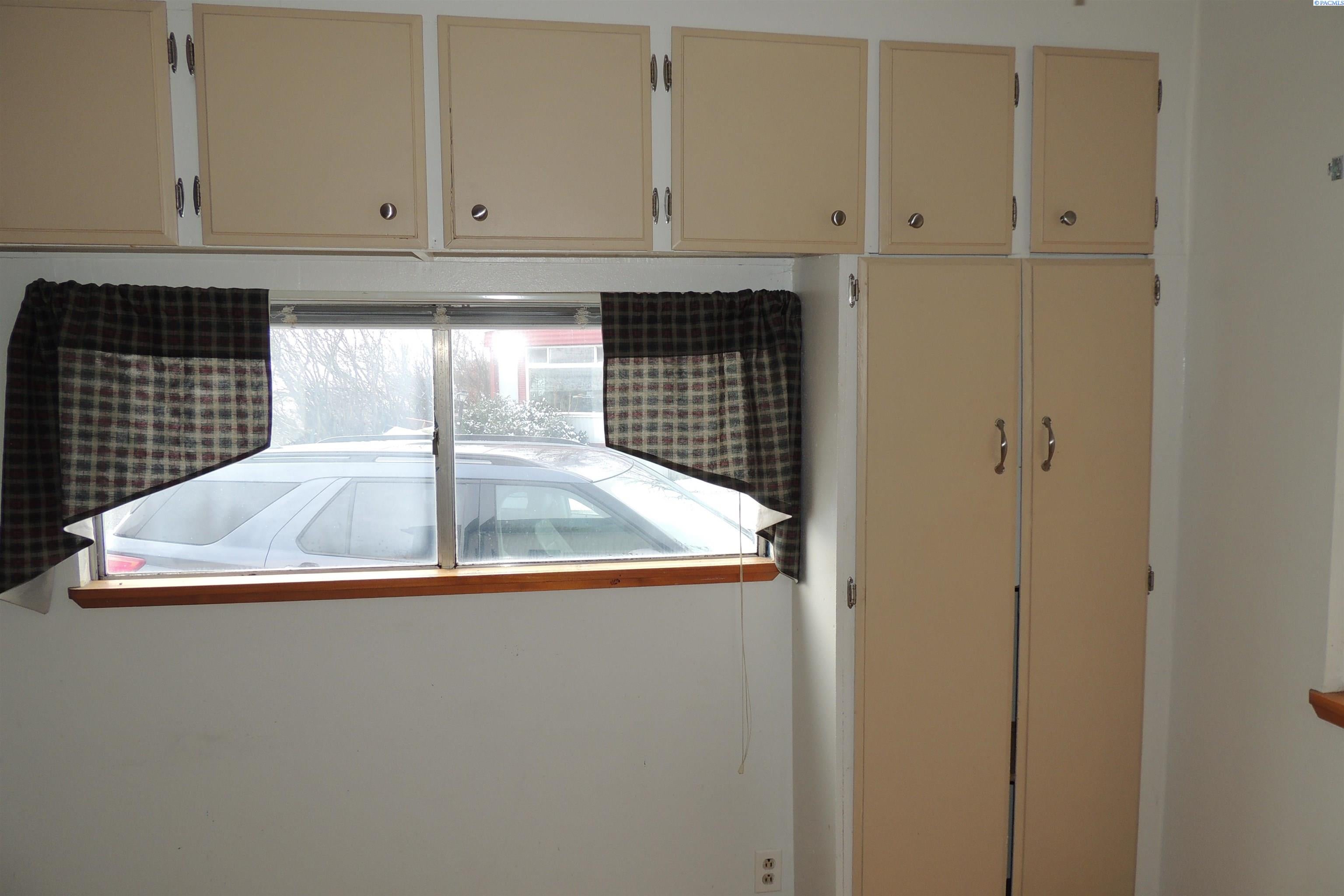 2652 Pullman Albion Road, Unit A3 Pullman, WA 99163 - Photo 3 of 18 Gallery Image 3