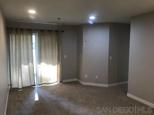 743 Brookstone Road, Unit 102 Chula Vista, CA 91913 - Photo 27 of 44 Gallery Image 27