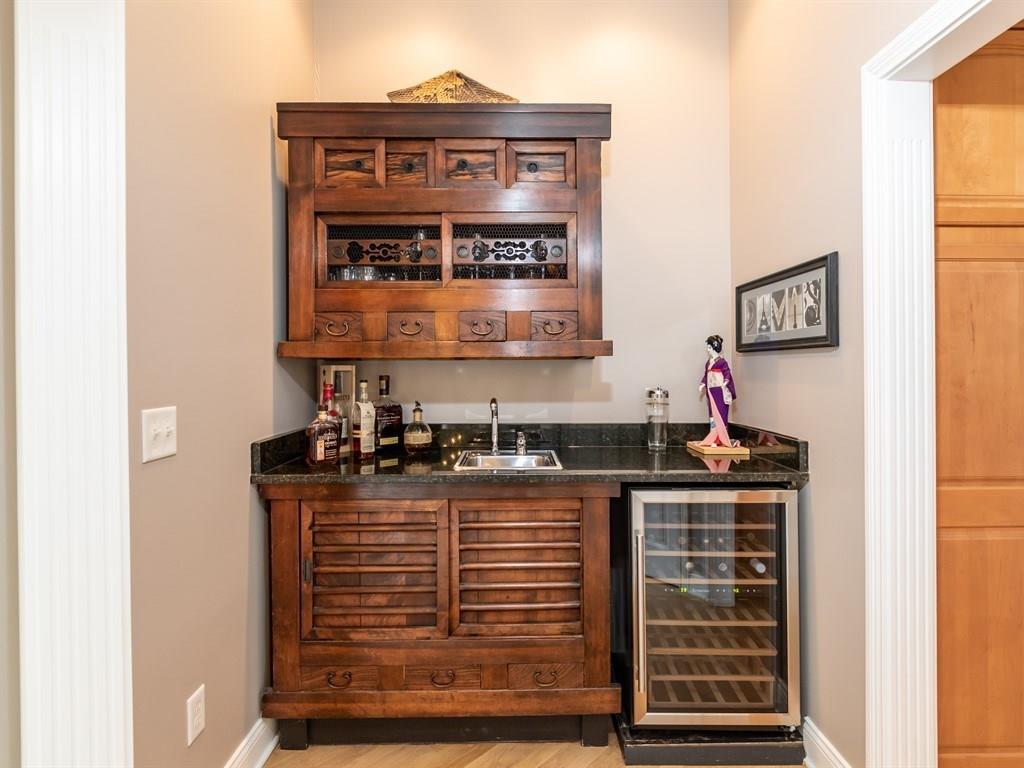 10101 Quaker Ridge Court Fishers, IN 46037 - Photo 11 of 48 Gallery Image 11