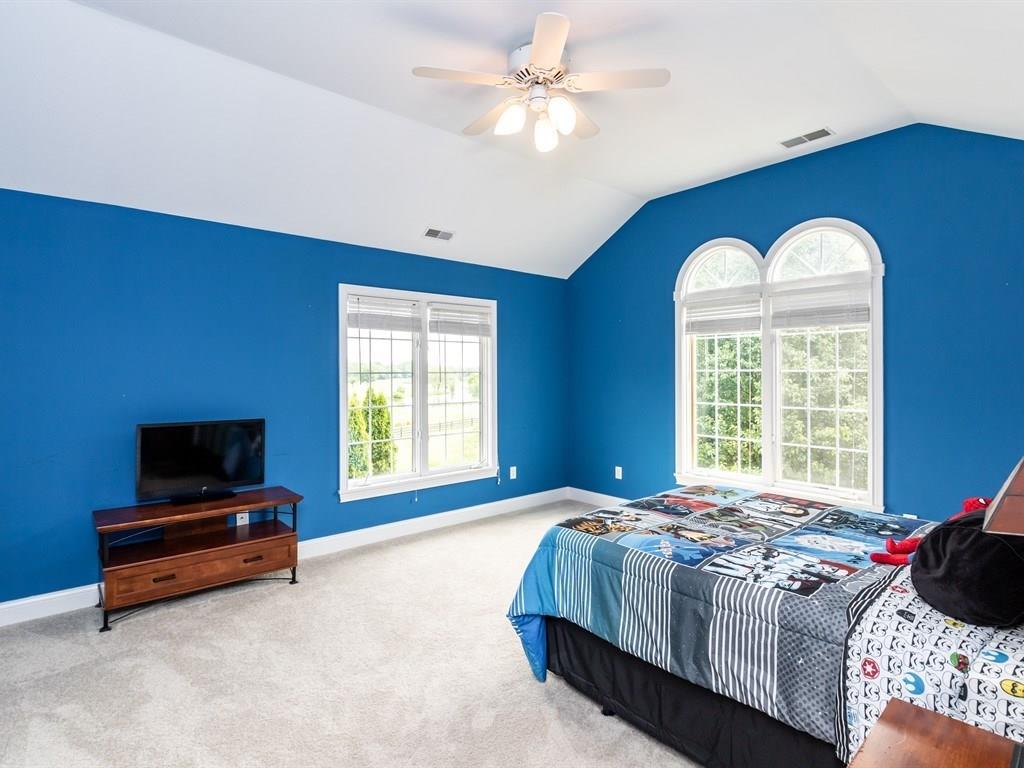 10101 Quaker Ridge Court Fishers, IN 46037 - Photo 26 of 48 Gallery Image 26