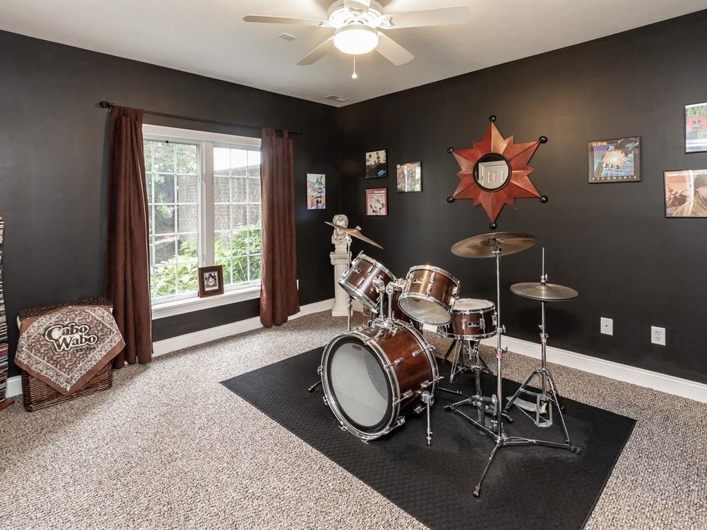 10101 Quaker Ridge Court Fishers, IN 46037 - Photo 30 of 48 Gallery Image 30