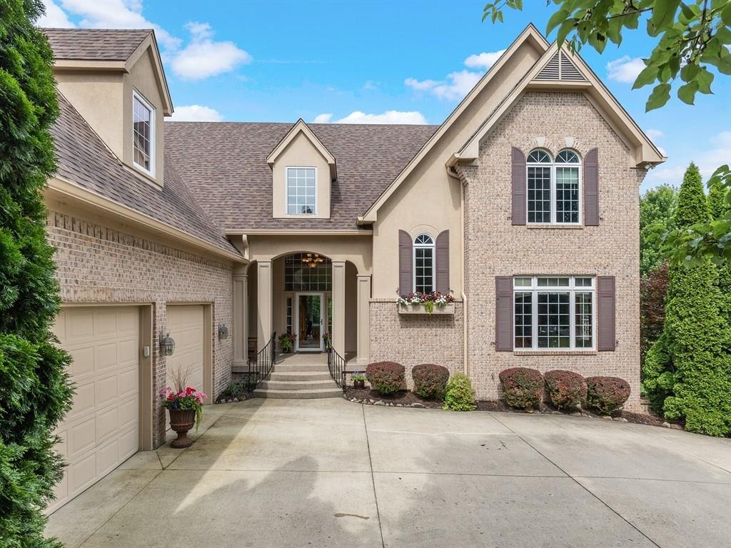 10101 Quaker Ridge Court Fishers, IN 46037 - Photo 4 of 48 Gallery Image 4