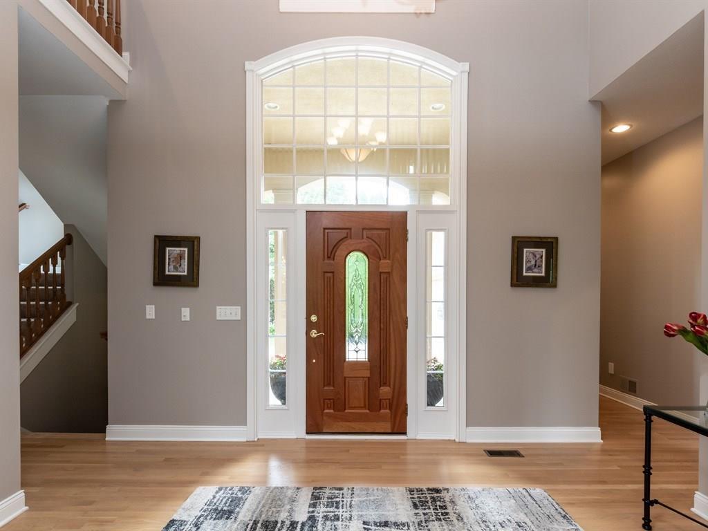 10101 Quaker Ridge Court Fishers, IN 46037 - Photo 6 of 48 Gallery Image 6