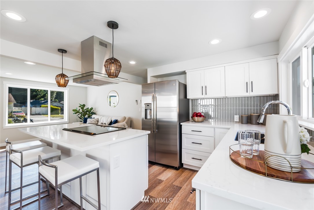 3620 Southeast 5th Place Renton, WA 98058 - Photo 7 of 22 Gallery Image 7