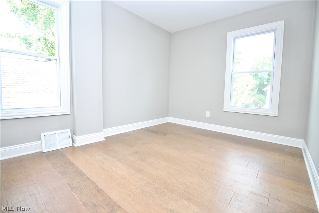 7413 Rutledge Avenue Cleveland, OH 44102 - Photo 27 of 35 Gallery Image 27