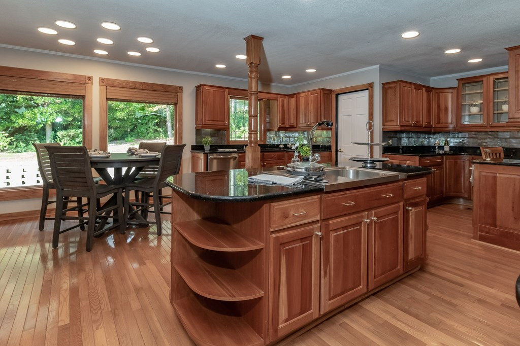 815 Kamel Circle Augusta, GA 30909 - Photo 17 of 66 WOW kitchen!!