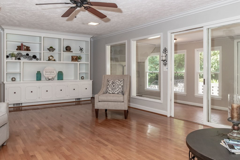 815 Kamel Circle Augusta, GA 30909 - Photo 28 of 66 Family Room off the Kitchen