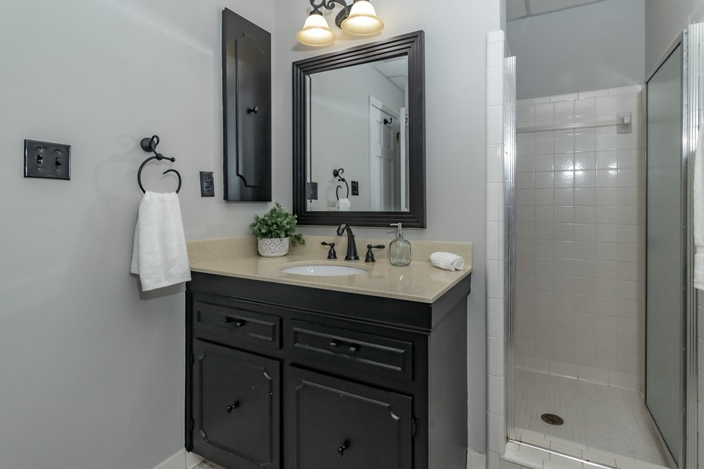 815 Kamel Circle Augusta, GA 30909 - Photo 48 of 66 Bathroom Attached to Bedroom #5