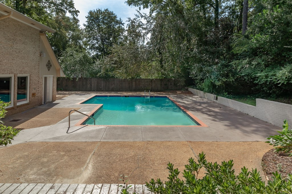 815 Kamel Circle Augusta, GA 30909 - Photo 62 of 66 A large Salt Water Pool