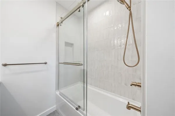 $3,400 | 1020 Jancey Street, Pittsburgh, PA 15206