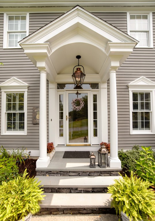 18 Joseph Road Shrewsbury, MA 01545 - Photo 3 of 30 Gallery Image 3