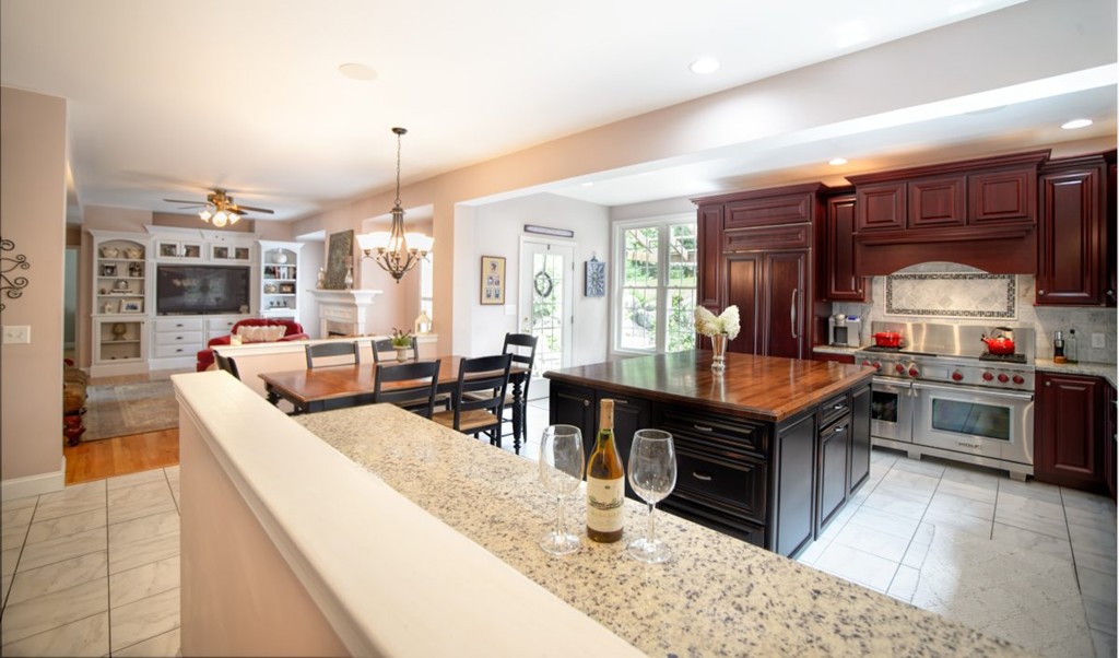 18 Joseph Road Shrewsbury, MA 01545 - Photo 6 of 30 Gallery Image 6