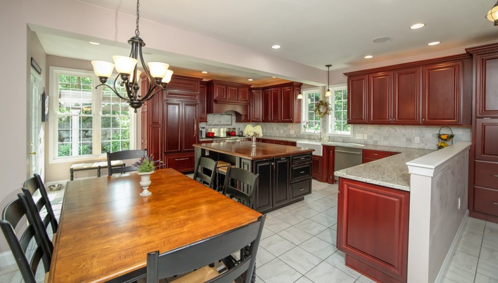 18 Joseph Road Shrewsbury, MA 01545 - Photo 8 of 30 Gallery Image 8