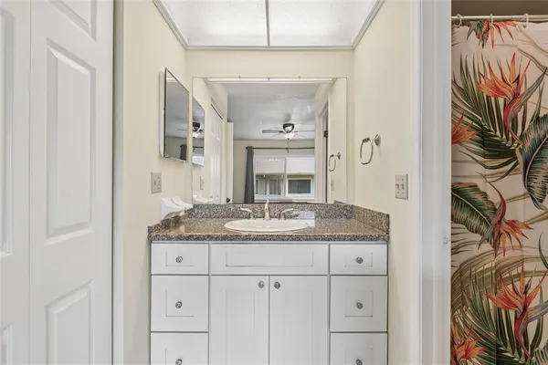 $180,000 | 1130 Orange Tree Circle West, Unit C, Palm Harbor, FL 34684