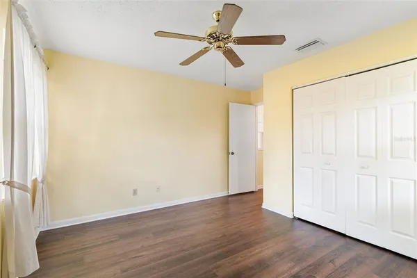 $180,000 | 1130 Orange Tree Circle West, Unit C, Palm Harbor, FL 34684