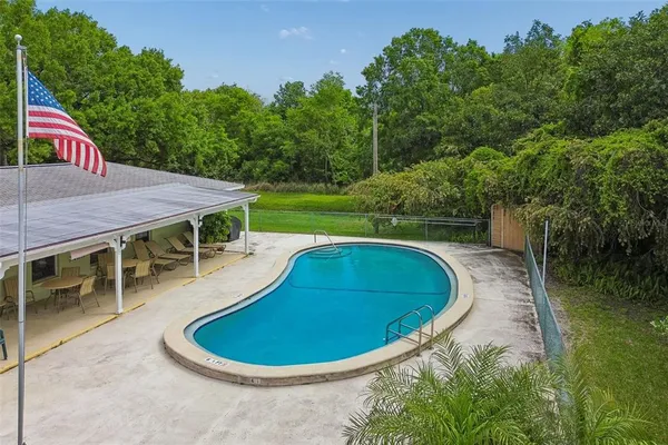 $180,000 | 1130 Orange Tree Circle West, Unit C, Palm Harbor, FL 34684