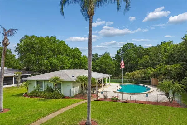 $180,000 | 1130 Orange Tree Circle West, Unit C, Palm Harbor, FL 34684